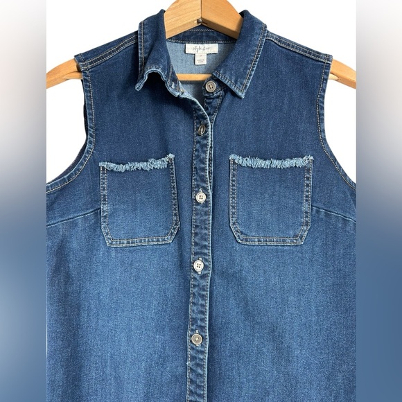 Style & Co. sleeveless denim shirt dress, Size 10, button front, relaxed fit - Picture 3 of 7